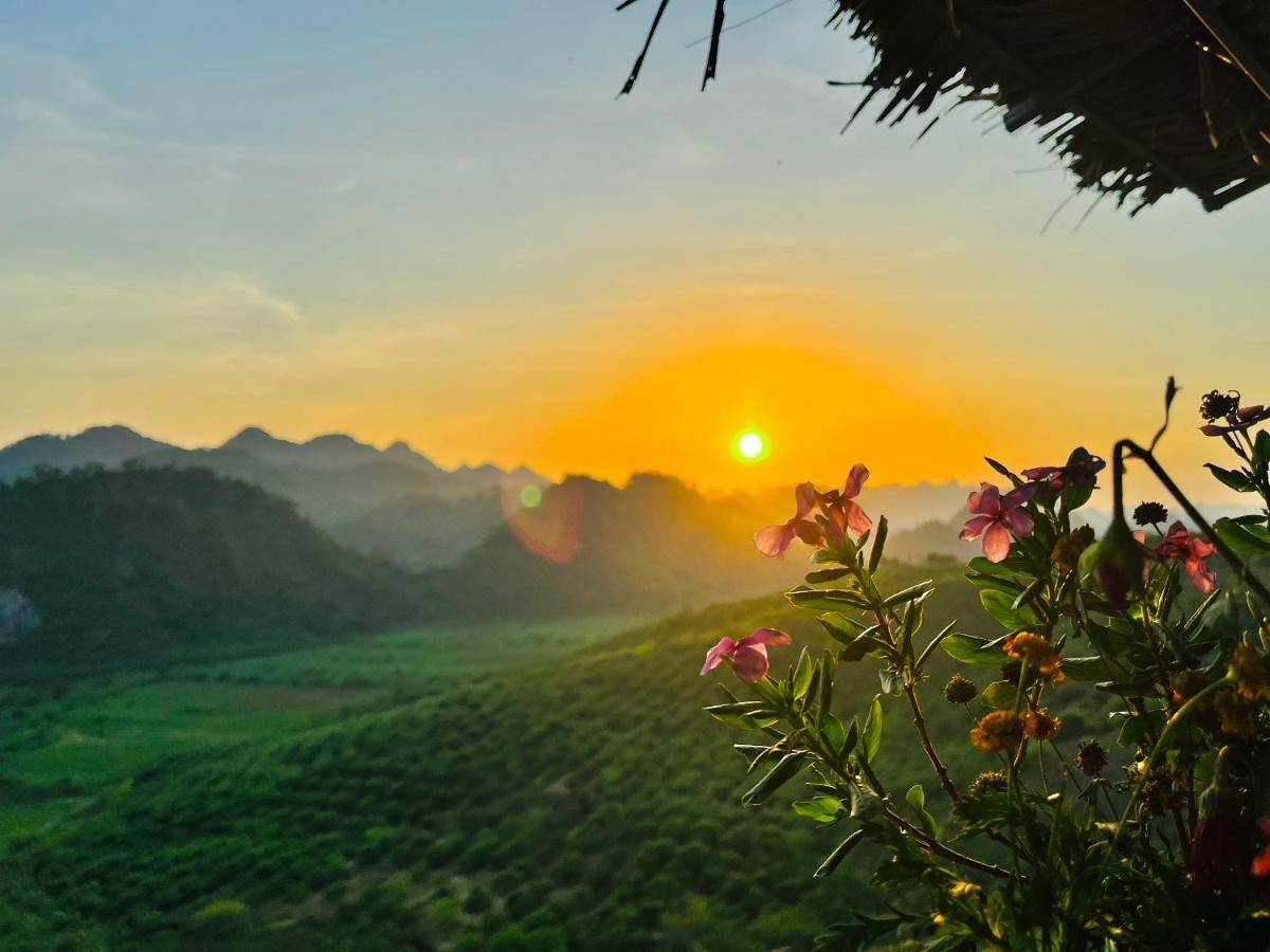 Апартаменты Moc Chau Peachy Garden Экстерьер фото